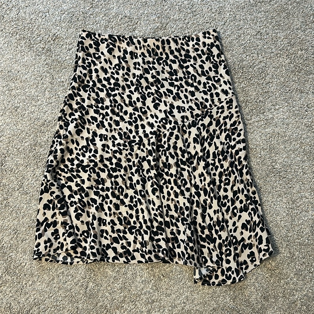 Leopard midi skirt
